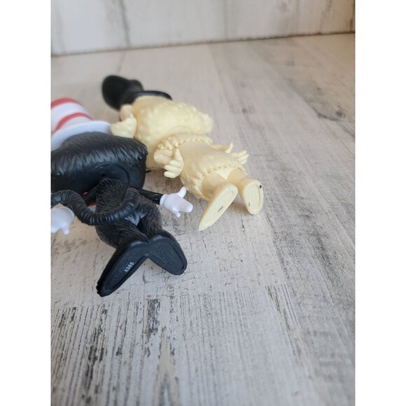 Funko pop Dr Suess cat in hat Sam's friend figure collectible set - Picture 6 of 6